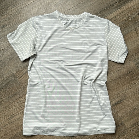 Zyia Men’s White Crispin Crewneck T - Picture 2 of 4